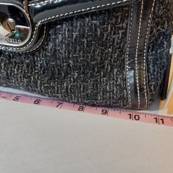 NWT Tignanello Signature Tweed Top Handle Black w/ Top Stitching Cottagecore - Picture 11 of 11